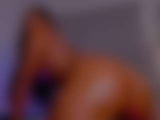 LoandraWet's Live Sex Cam Show