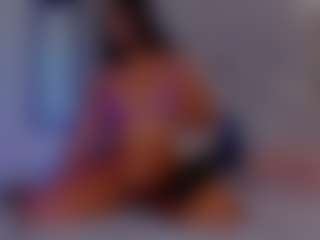 LoandraWet's Live Sex Cam Show