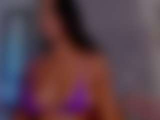 LoandraWet's Live Sex Cam Show