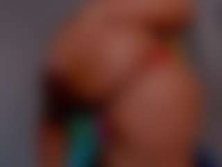 LoandraWet's Live Sex Cam Show