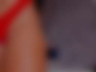 LoandraWet's Live Sex Cam Show