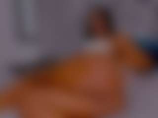 LoandraWet's Live Sex Cam Show