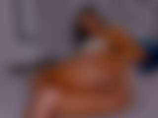 LoandraWet's Live Sex Cam Show