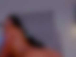 LoandraWet's Live Sex Cam Show