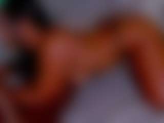 LoandraWet's Live Sex Cam Show