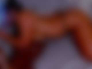 LoandraWet's Live Sex Cam Show