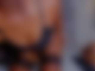 LoandraWet's Live Sex Cam Show
