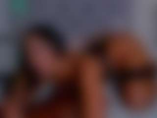 LoandraWet's Live Sex Cam Show