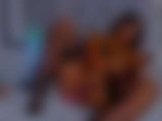LoandraWet's Live Sex Cam Show