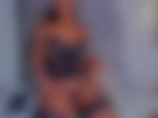 LoandraWet's Live Sex Cam Show