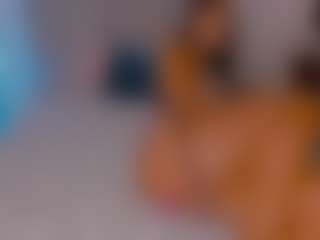 LoandraWet's Live Sex Cam Show