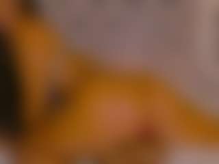 LoandraWet's Live Sex Cam Show