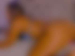 LoandraWet's Live Sex Cam Show