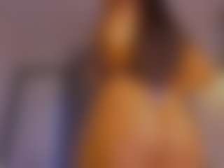 LoandraWet's Live Sex Cam Show