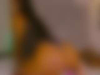 LoandraWet's Live Sex Cam Show