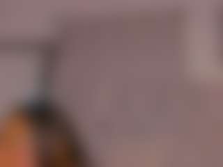LoandraWet's Live Sex Cam Show