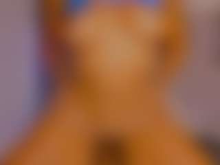LoandraWet's Live Sex Cam Show