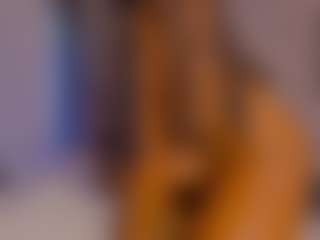 LoandraWet's Live Sex Cam Show