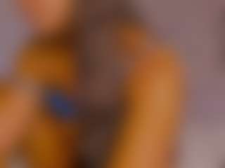 LoandraWet's Live Sex Cam Show