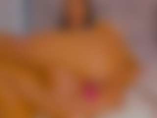 LoandraWet's Live Sex Cam Show