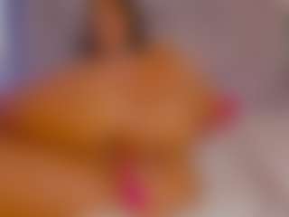 LoandraWet's Live Sex Cam Show