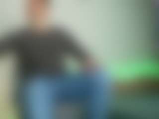 Live cam show with alexandrblat - Average on SinfulBabes