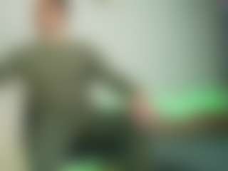 Live cam show with alexandrblat - Average on live.xheat.ai
