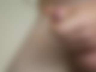 Live cam show with alexandrblat - Spank on SinfulBabes