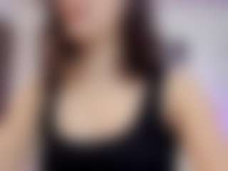Live cam show with Amaia - Brown Eyes on sexytreat.net