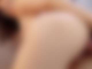 Live cam show with Amaia - Brown Hair on Adult Interactions