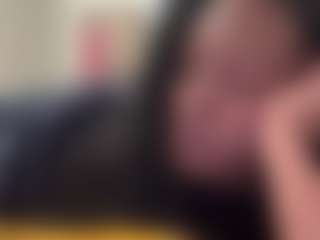 Live cam show with itstaylorofficial - Ebony on live18s.com | united states