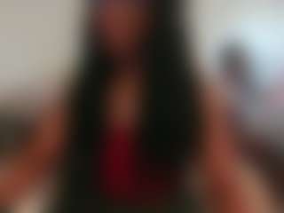 Live cam show with itstaylorofficial - Chocolate on Camming Site