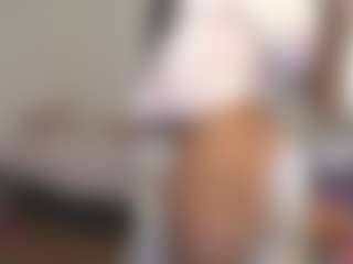 Live cam show with itstaylorofficial - Strip Black on Camsoda