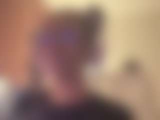 Live cam show with itstaylorofficial - Ebony Toys on xxxlivecams.org