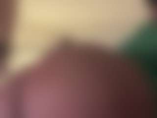 Live cam show with itstaylorofficial - Black Young Adult on CamClone
