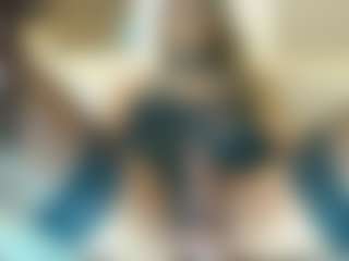 Lia-Jonnes's Live Sex Cam Show