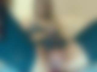 Lia-Jonnes's Live Sex Cam Show