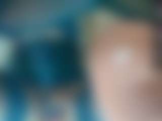 Lia-Jonnes's Live Sex Cam Show