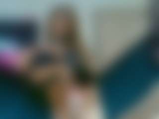 Lia-Jonnes's Live Sex Cam Show