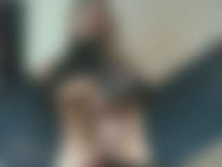 Lia-Jonnes's Live Sex Cam Show