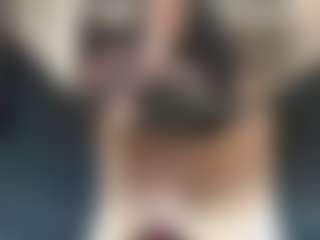 Lia-Jonnes's Live Sex Cam Show