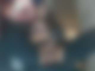Lia-Jonnes's Live Sex Cam Show