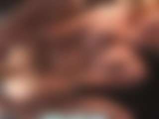Leya MILF webcam performer live streaming