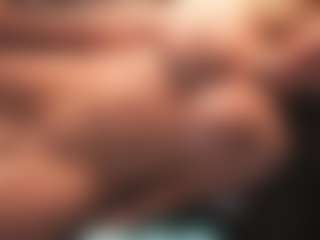 Live cam show with Leya - Lush on wildcum.com