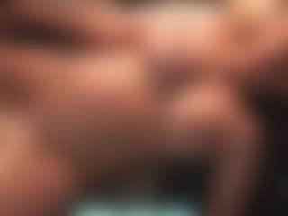 Leya MILF webcam performer live streaming