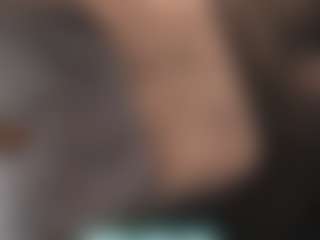 Live cam show with Leya - Normal on intimatelivegirls.com