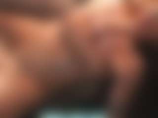 Live cam show with Leya - Spank Blonde Hair on intimatelivegirls.com