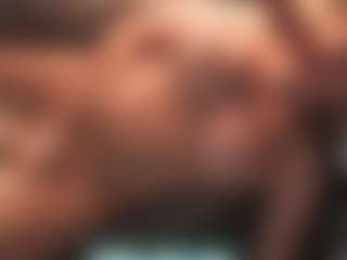 Live cam show with Leya - Foot Fetish Blonde Hair on xDating