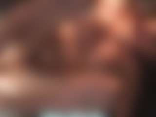 Live cam show with Leya - Strip on madthumbs