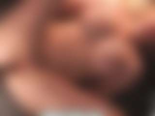 Your_Future_Ex_GF MILF webcam performer live streaming